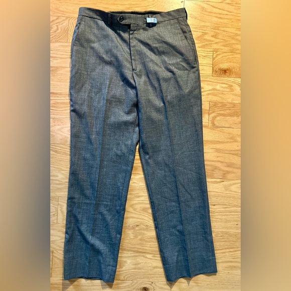 Jos. A. Bank Executive Collection Tailored Fit Grey Slacks Trousers Career 31 - Picture 2 of 15